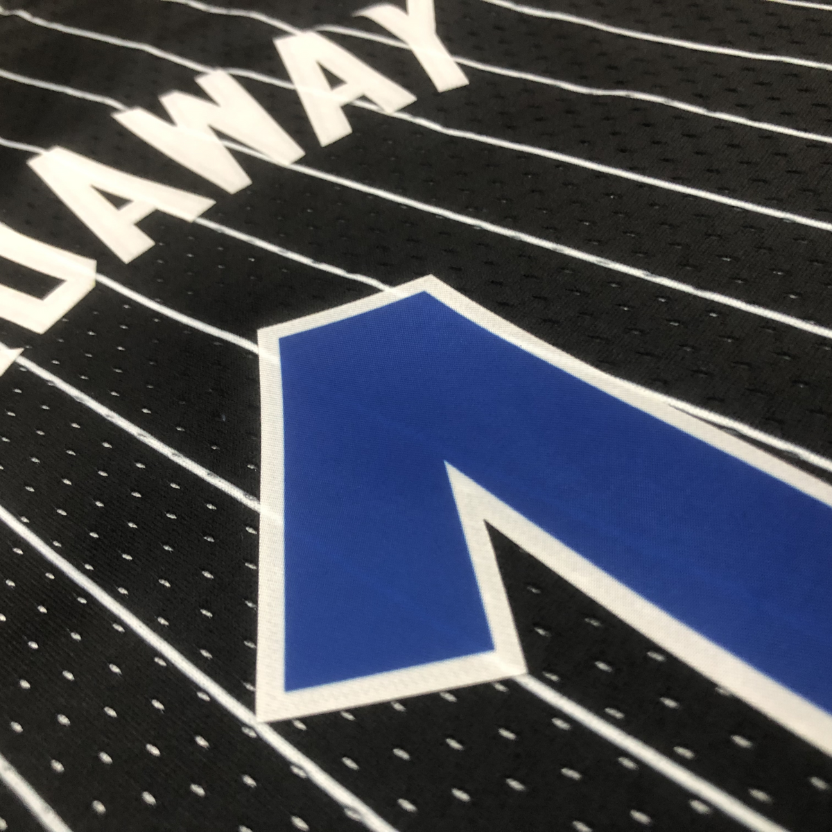 Regata Cropped Orlando Magic Mitchell & Ness Hardwood Classics - imagem 9