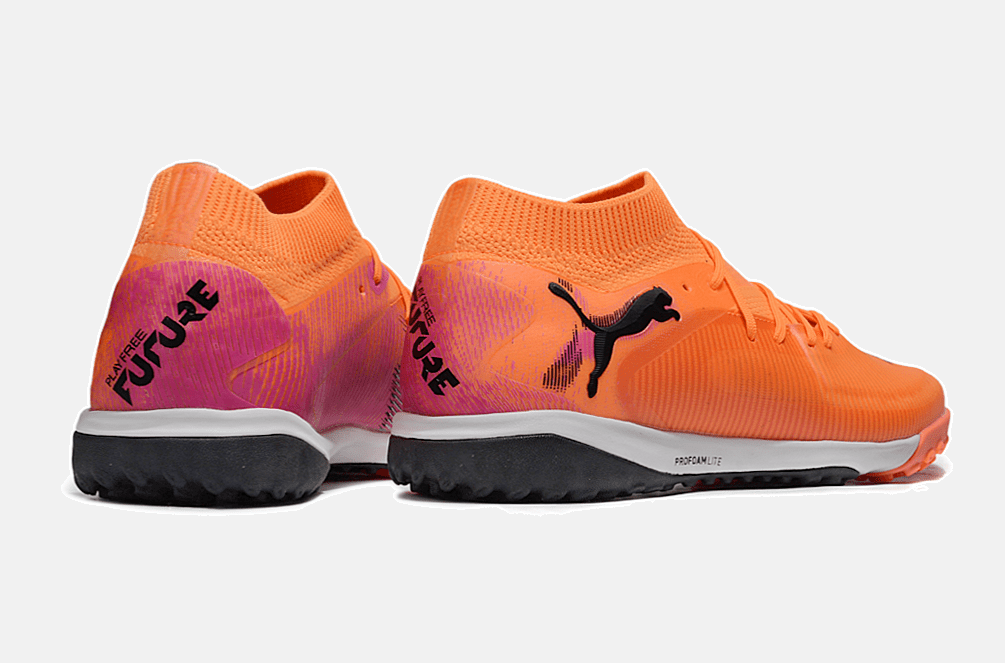 Chuteira Society Puma Future 8 TF - Laranja e Rosa - Hot Pursuit Pack - Tevo Sports SPORT*