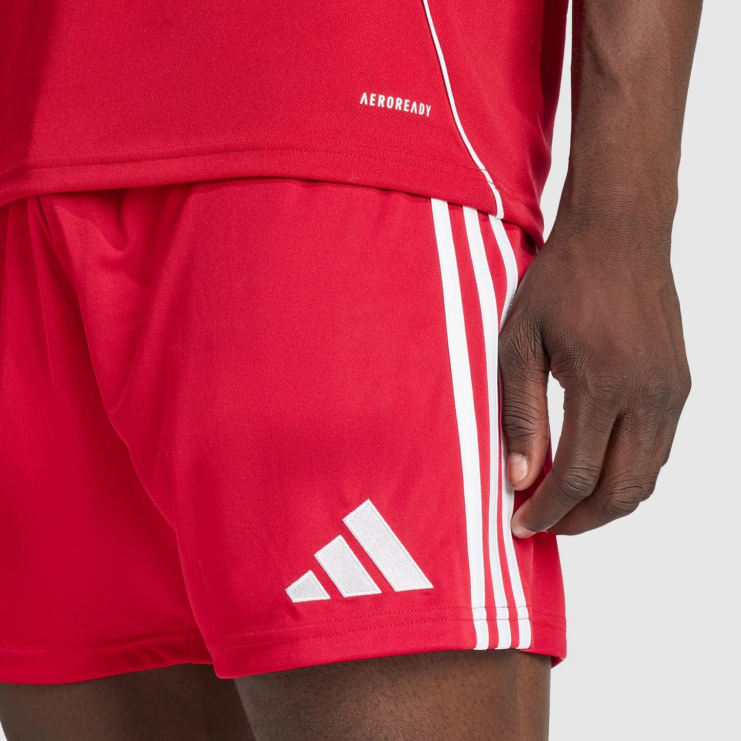 Shorts Adidas Liverpool 2025/26 I — imagem 5