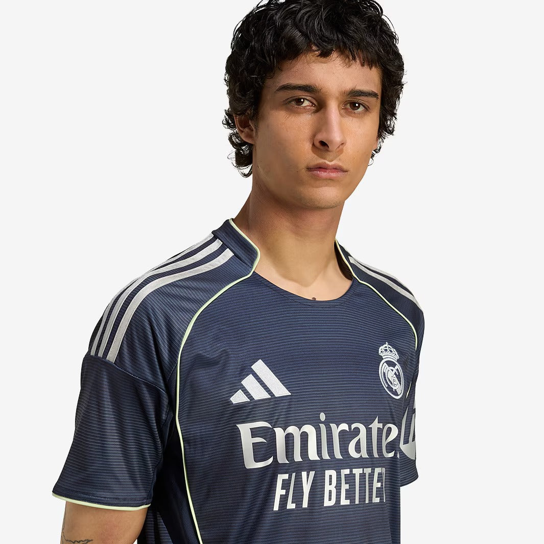 Camisa adidas Real Madrid 2025/26 II Torcedor — imagem 2