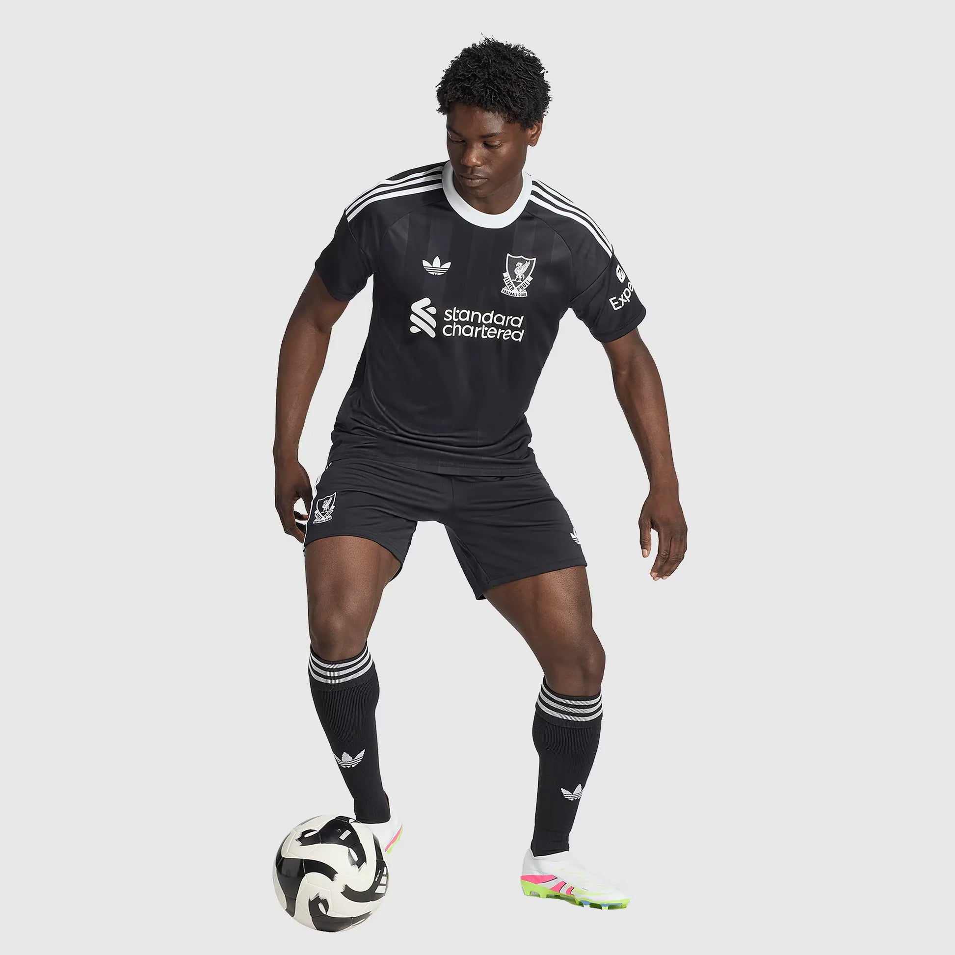 Camisa adidas Liverpool 2025/26 Goleiro — imagem 2