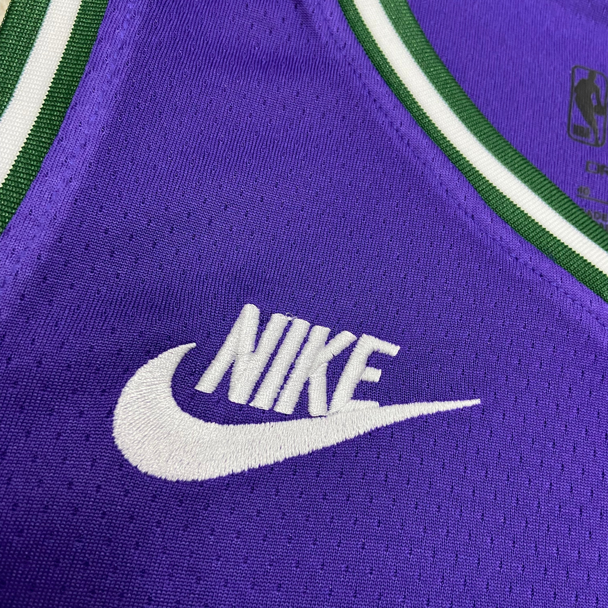 Camisa Regata Nike NBA Milwaukee Bucks 2022/23 - imagem 4