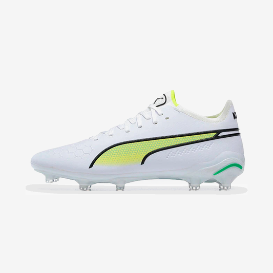 Chuteira Puma King Ultimate FG - vista frontal