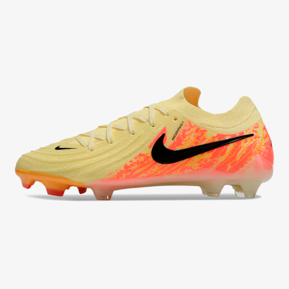 Chuteira Nike Phantom Luna Elite NU FG - vista frontal