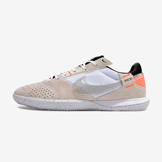 Tênis Futsal Nike Street Gato IC - Bege, Branca e Laranja - vista frontal