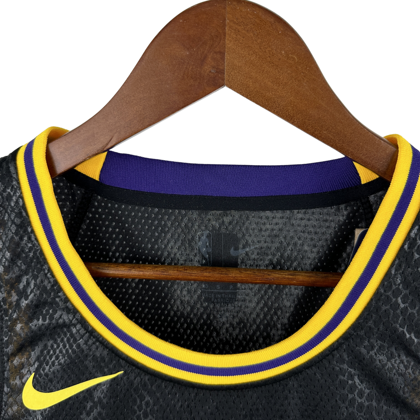 Camisa Regata Nike NBA Los Angeles Lakers Black Mamba 2022/23 - imagem 4