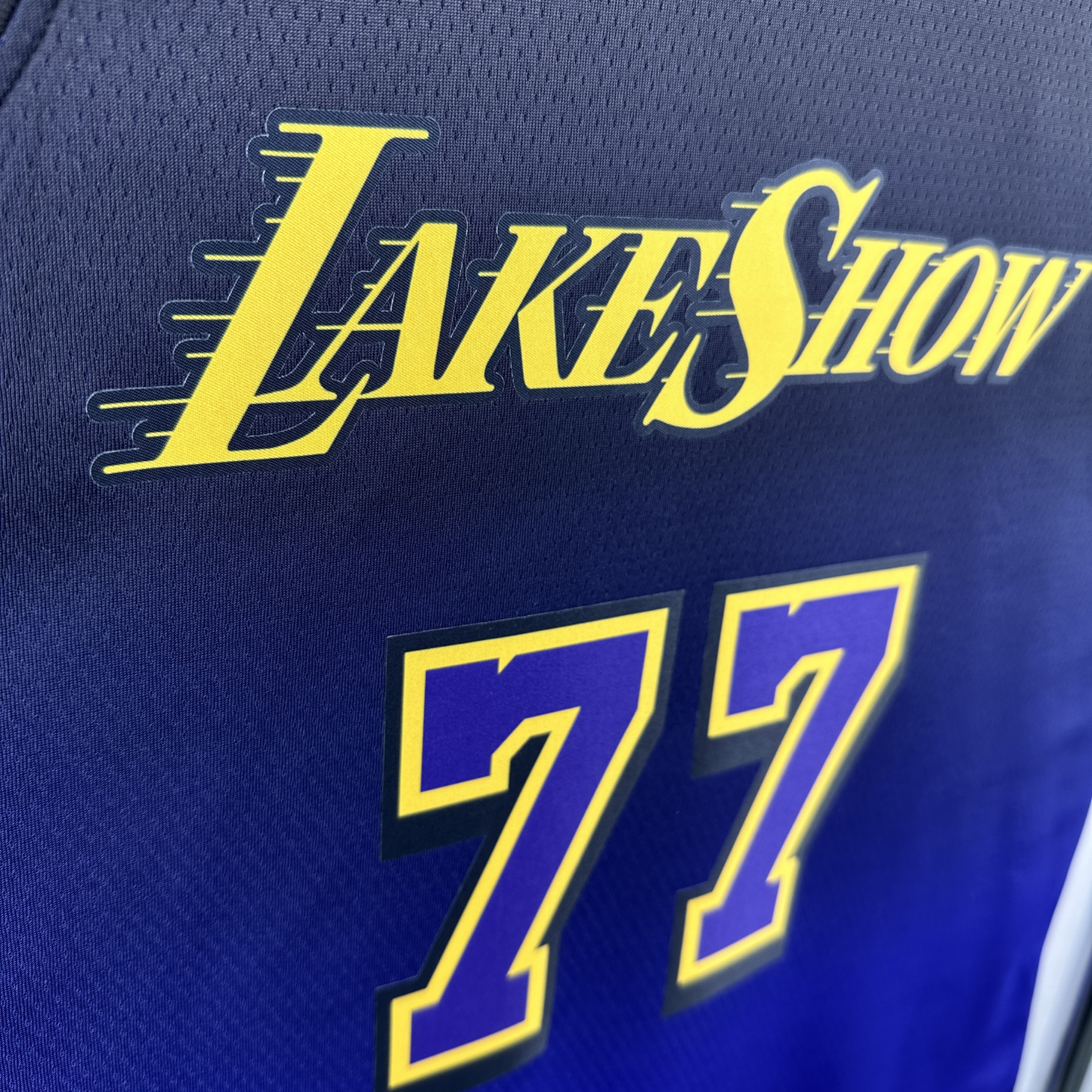 Camisa Regata Nike NBA Los Angeles Lakers Luka Dončić - imagem 6