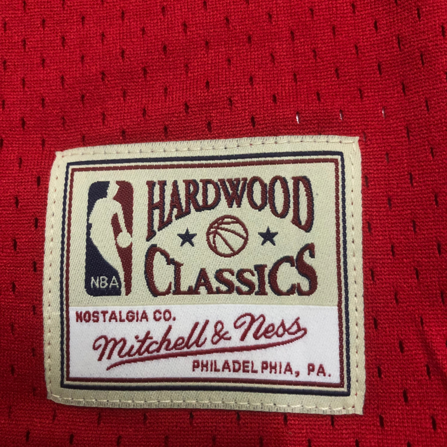 Regata Cropped Chicago Bulls Mitchell & Ness Hardwood Classics - imagem 9