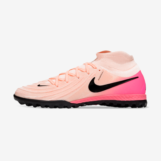 Chuteira Nike Phantom Luna TF - Rosa e Preta - vista frontal