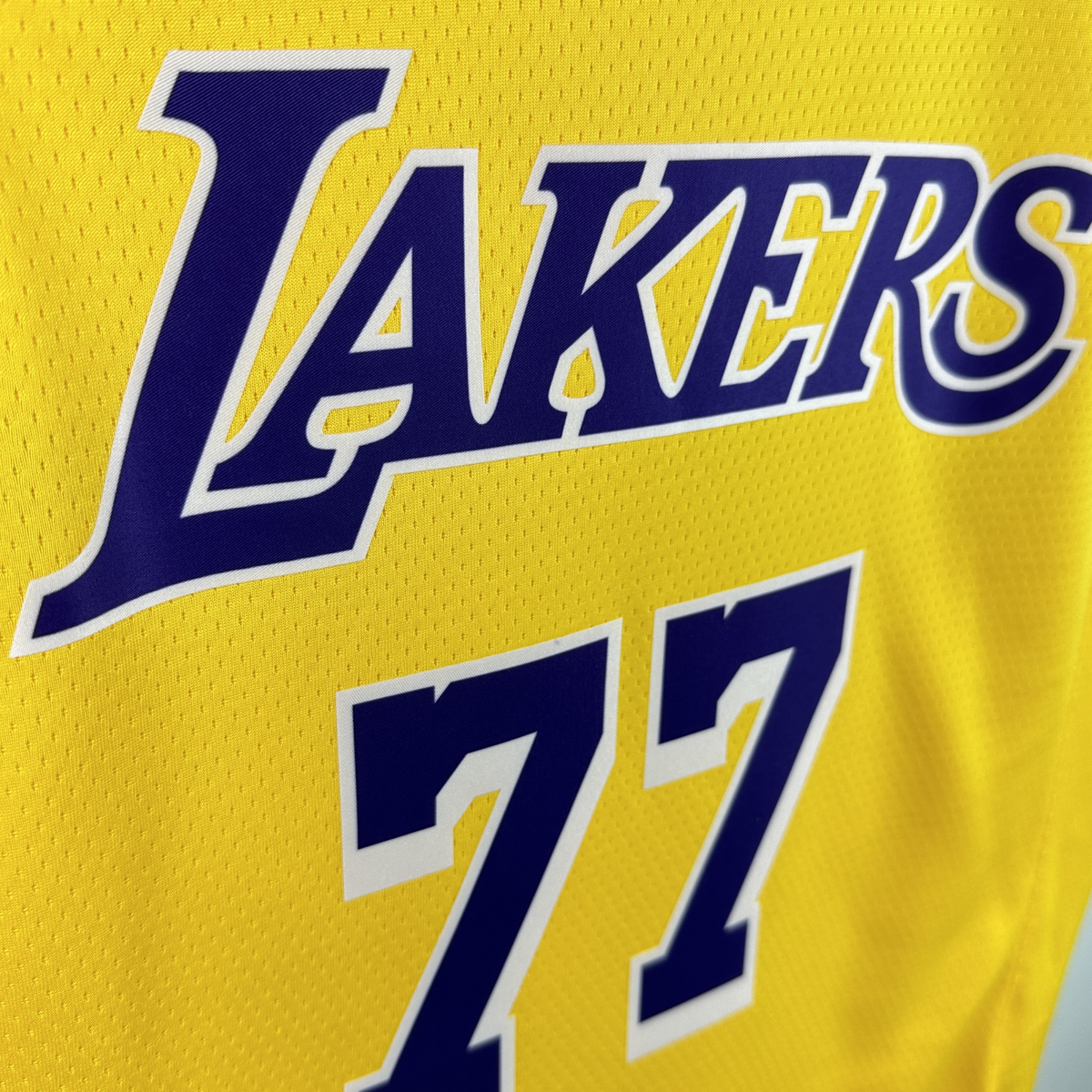 Camisa Regata Nike NBA Los Angeles Lakers Luka Dončić - imagem 6