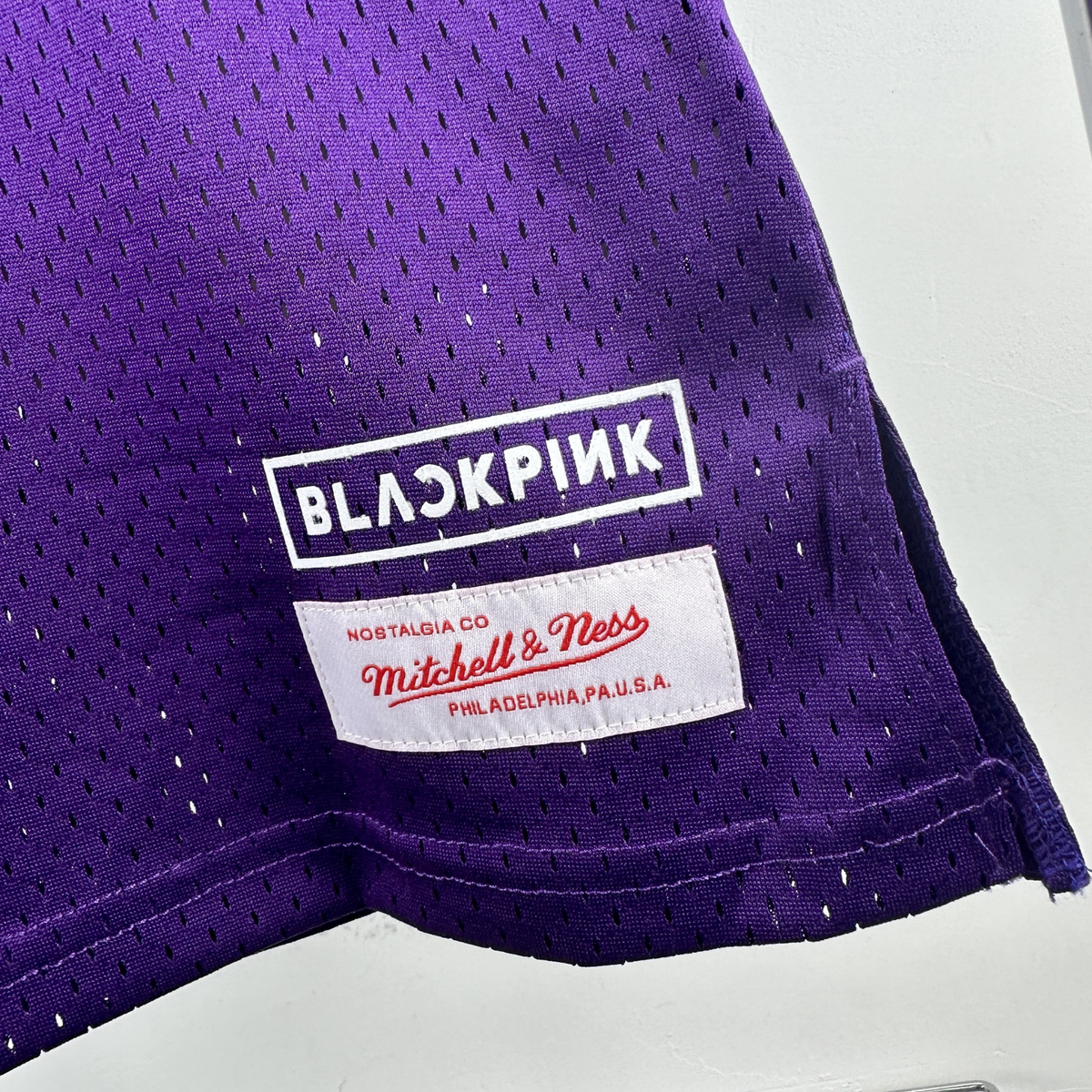 Camisa Regata Los Angeles Lakers Mitchell & Ness Hardwood Classics Edição Limitada - imagem 8