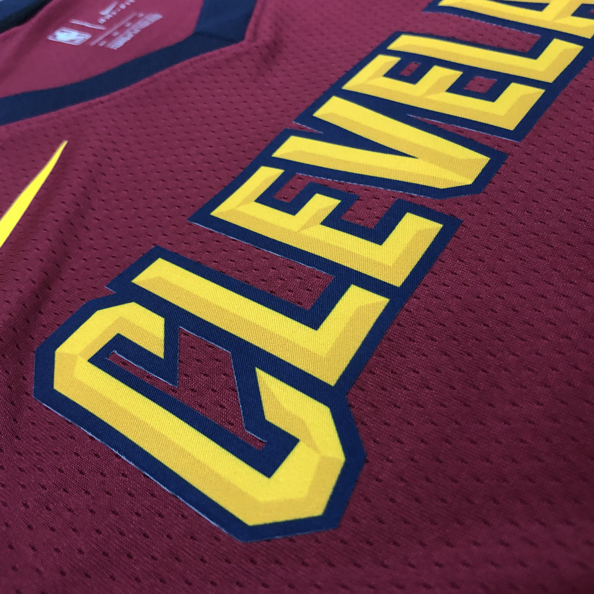 Camisa Regata Nike NBA Cleveland Cavaliers Icon Edition 2019/20 - imagem 4