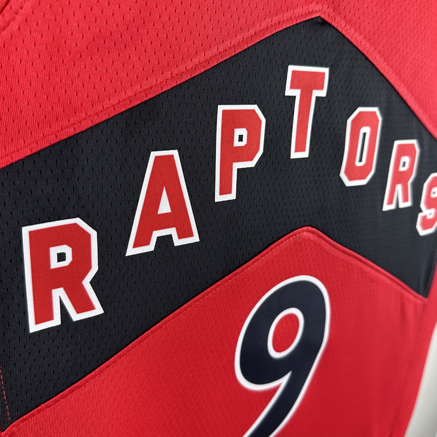 Camisa Regata Nike NBA Toronto Raptors Icon Edition 2022/23 - imagem 3