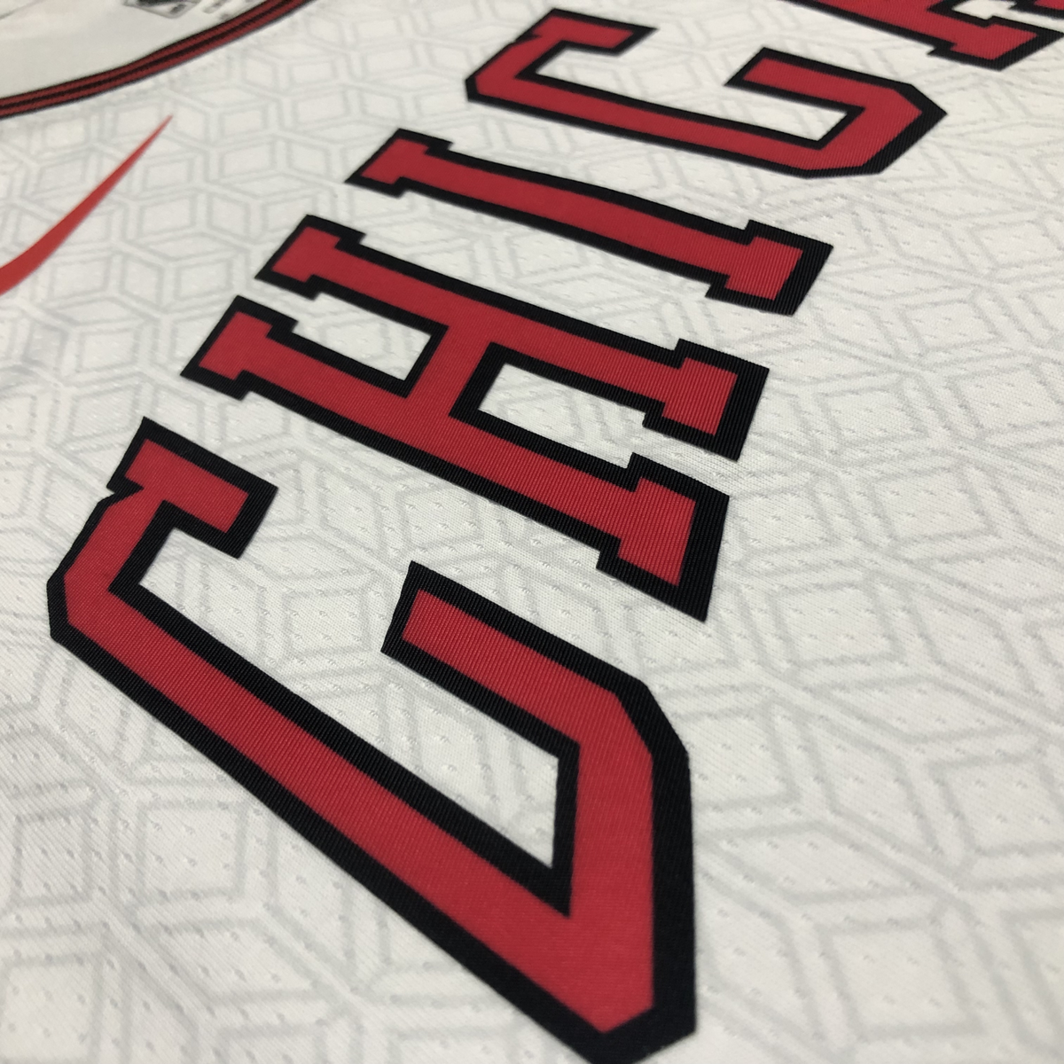 Camisa Regata Nike NBA Chicago Bulls City Edition 2022/23 - imagem 5