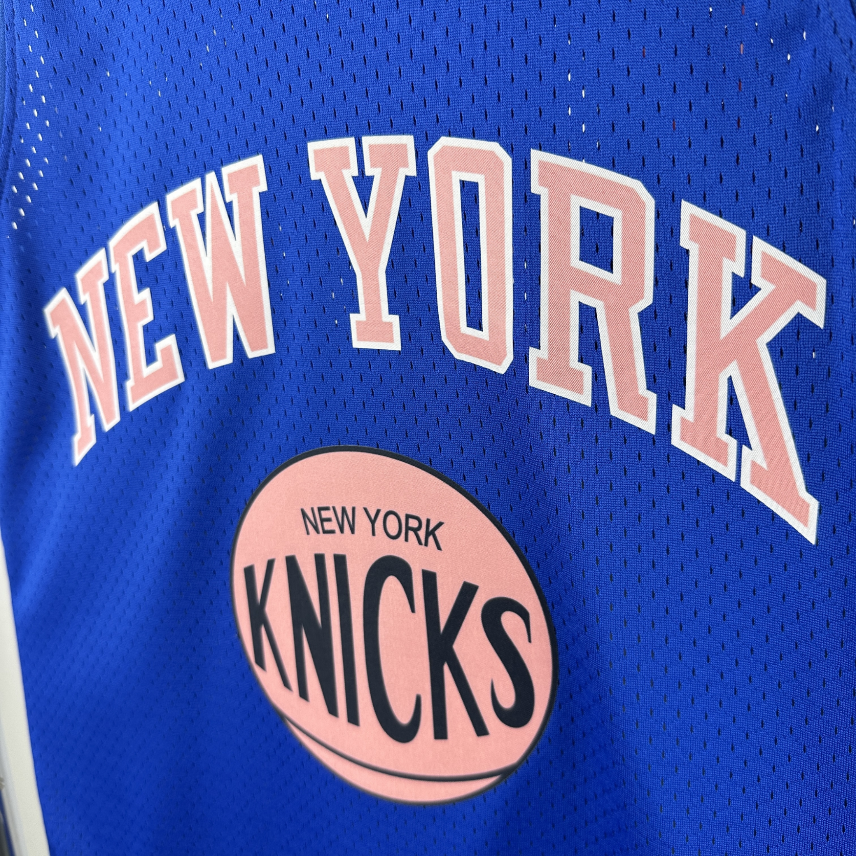 Camisa Regata New York Knicks Mitchell & Ness Hardwood Classics Edição Limitada - imagem 4