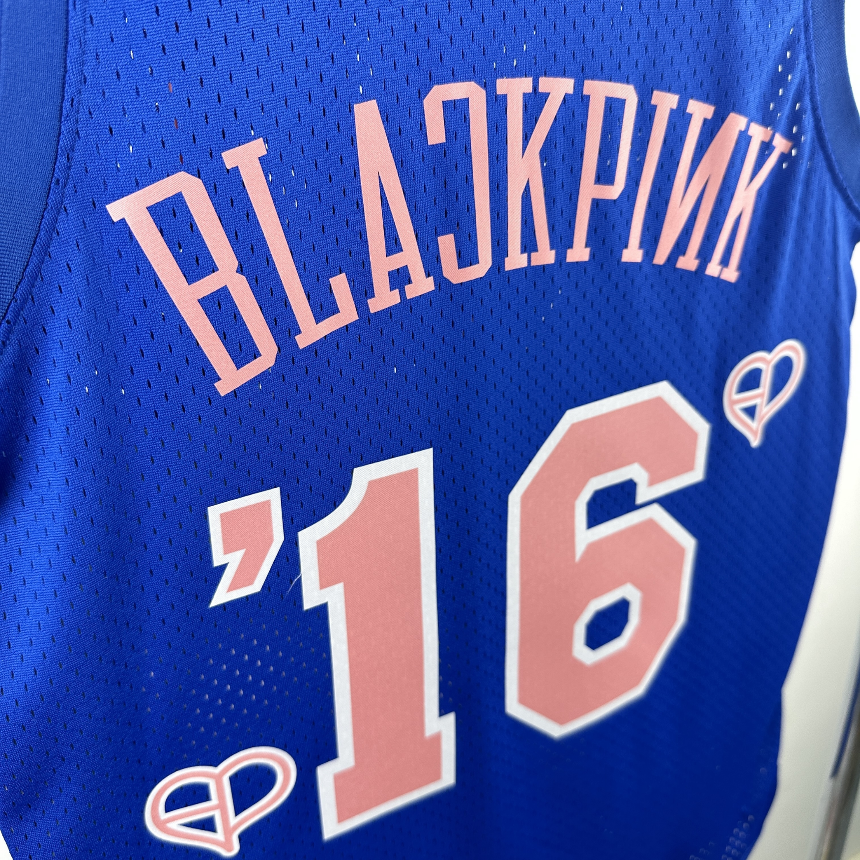 Camisa Regata New York Knicks Mitchell & Ness Hardwood Classics Edição Limitada - imagem 9