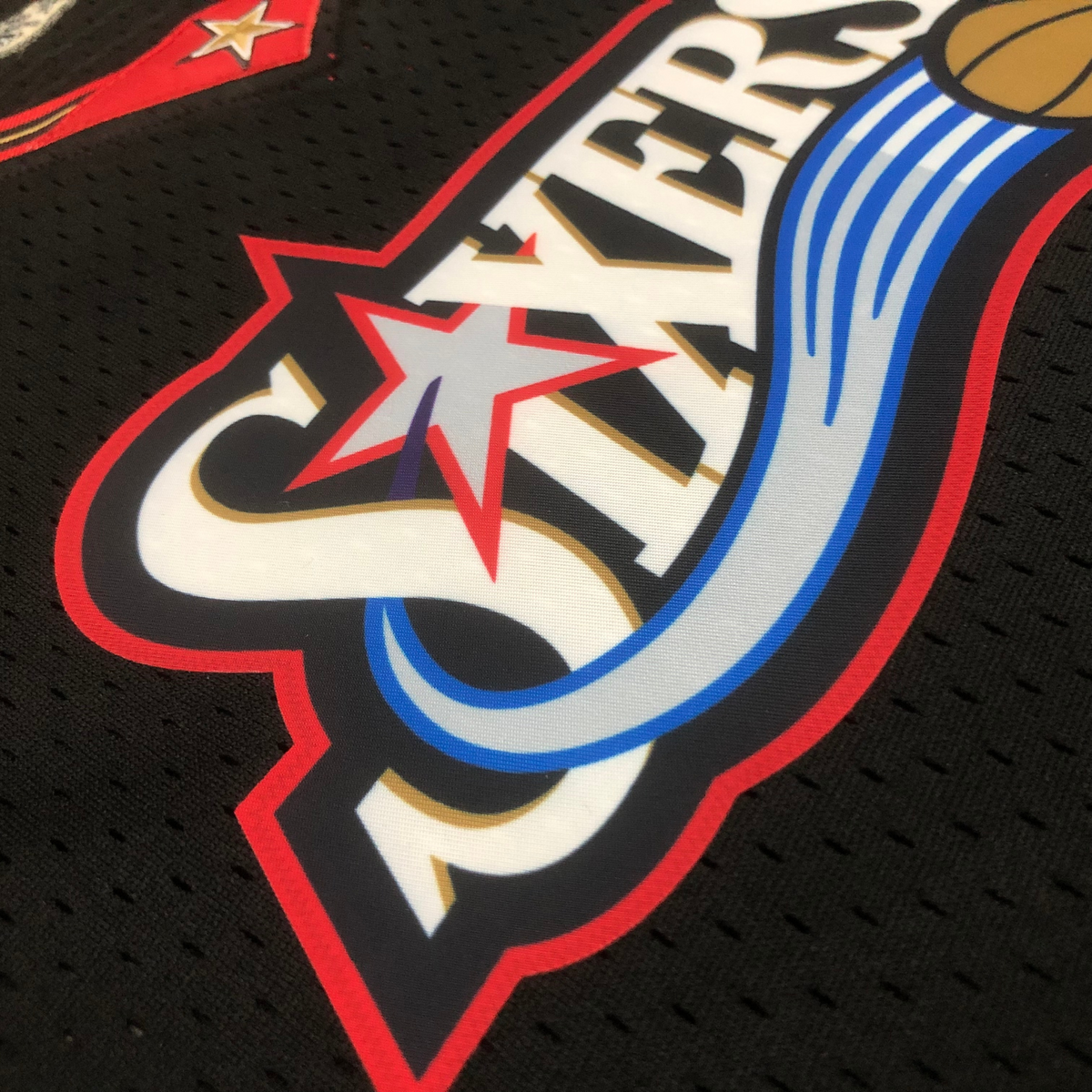 Regata Cropped Philadelphia 76ers Mitchell & Ness Hardwood Classics - imagem 6