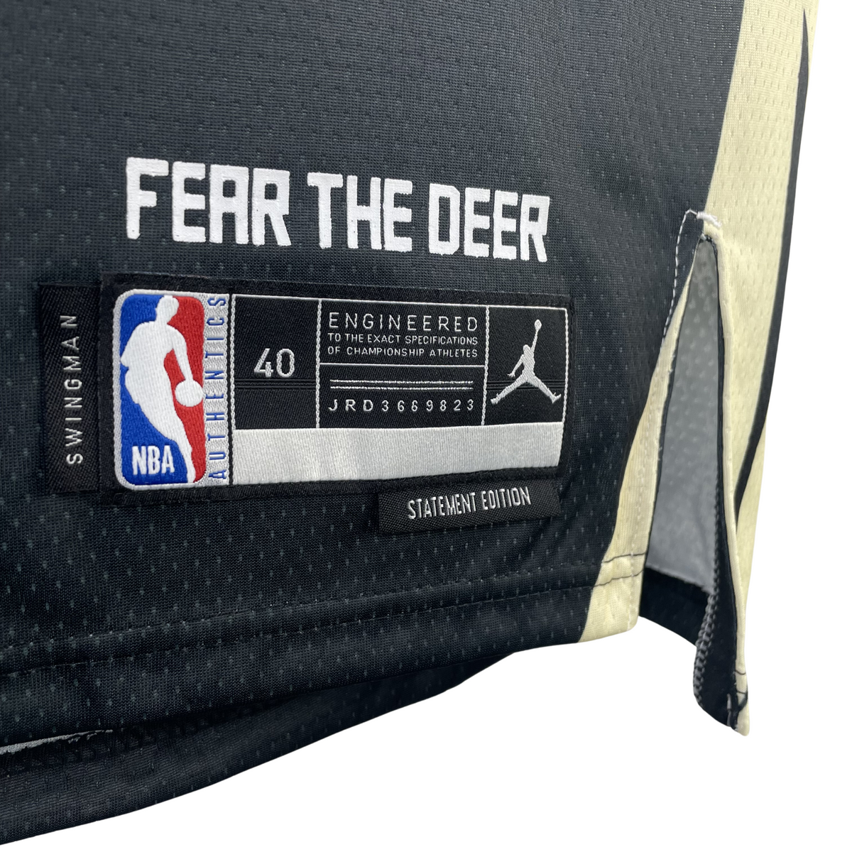 Camisa Regata Jordan NBA Milwaukee Bucks Statement Edition 2022/23 - imagem 8