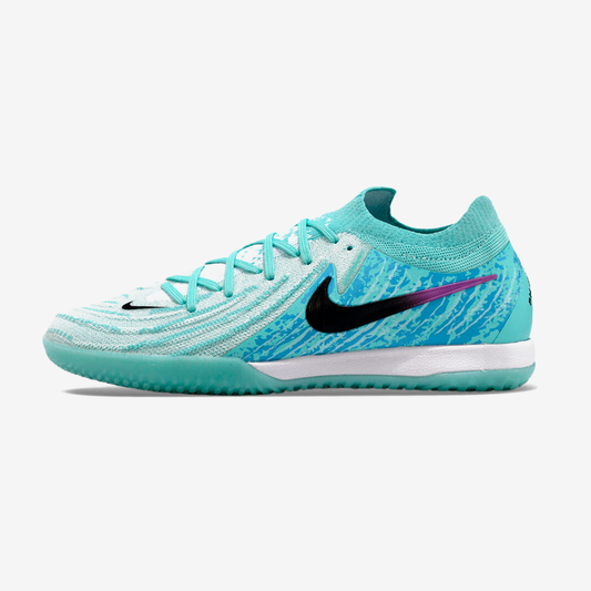 Tênis Futsal Nike Phantom GX II IC - Azul, Roxa e Preta - vista frontal
