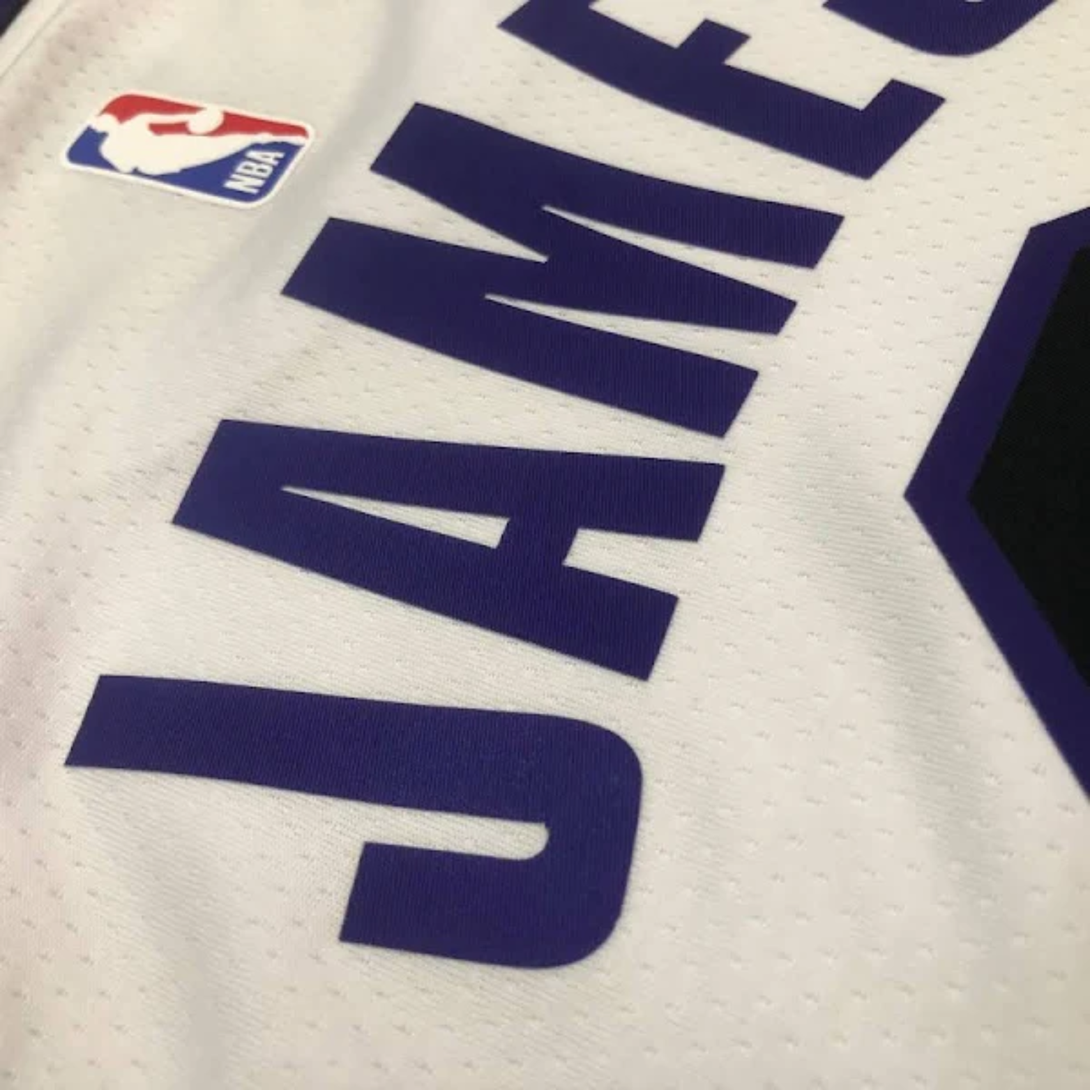 Camisa Regata Nike NBA Los Angeles Lakers City Edition 2022/23 - imagem 6