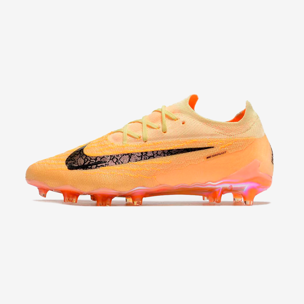 Chuteira Nike Gripknit Phantom GX Elite FG - vista frontal