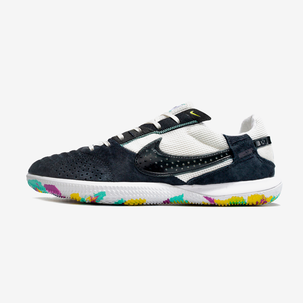 Tênis Futsal Nike Street Gato IC - Branca e Preta - vista frontal