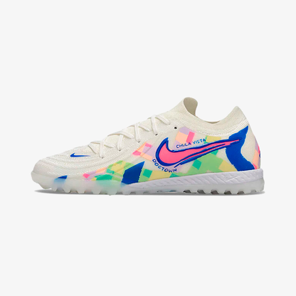 Chuteira Society Nike Phantom GX II TF - vista frontal