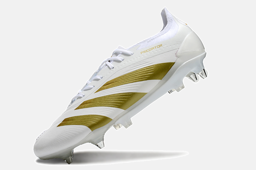 Chuteira Adidas Predator Elite SG - vista traseira