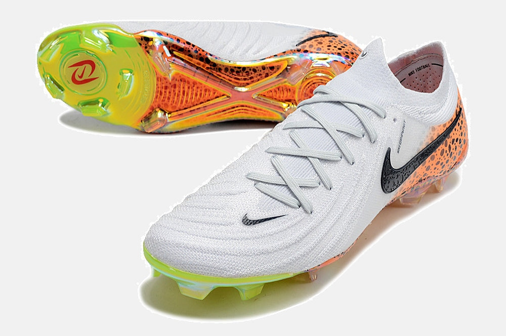 Chuteira Nike Phantom GX II FG - vista traseira