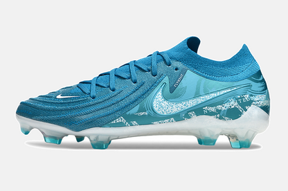 Chuteira Nike Phantom GX II Edição Especial FG - Azul e Turquesa - imagem 4