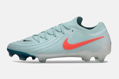 Chuteira Nike Phantom GX II FG - Branca e Azul claro -  Pack Mad Energy - imagem 4