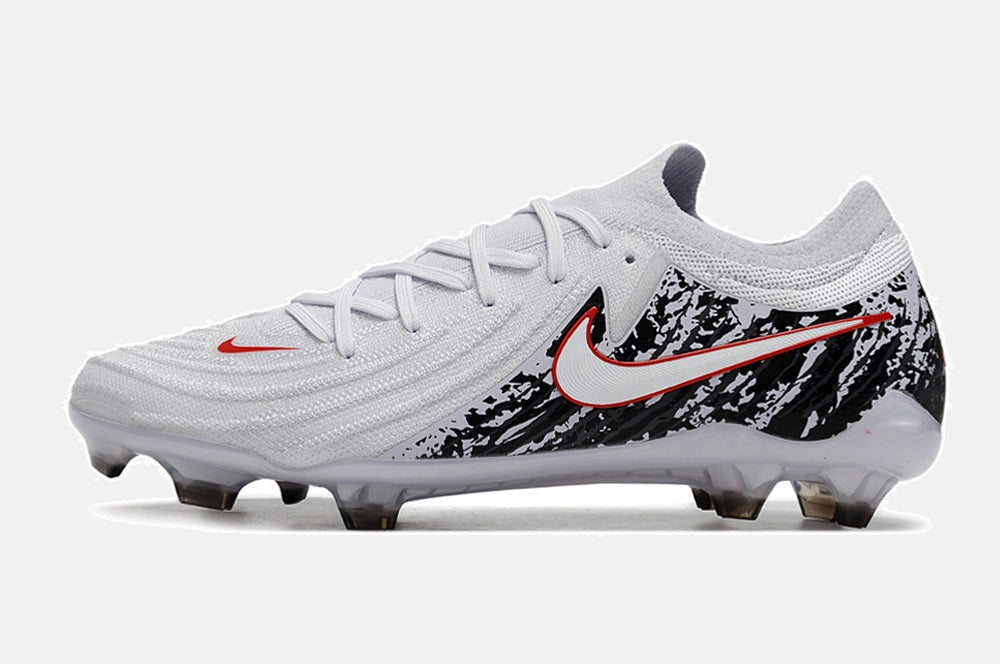 Chuteira Nike Phantom GX II FG - Branca, Preta e Vermelha - imagem 4