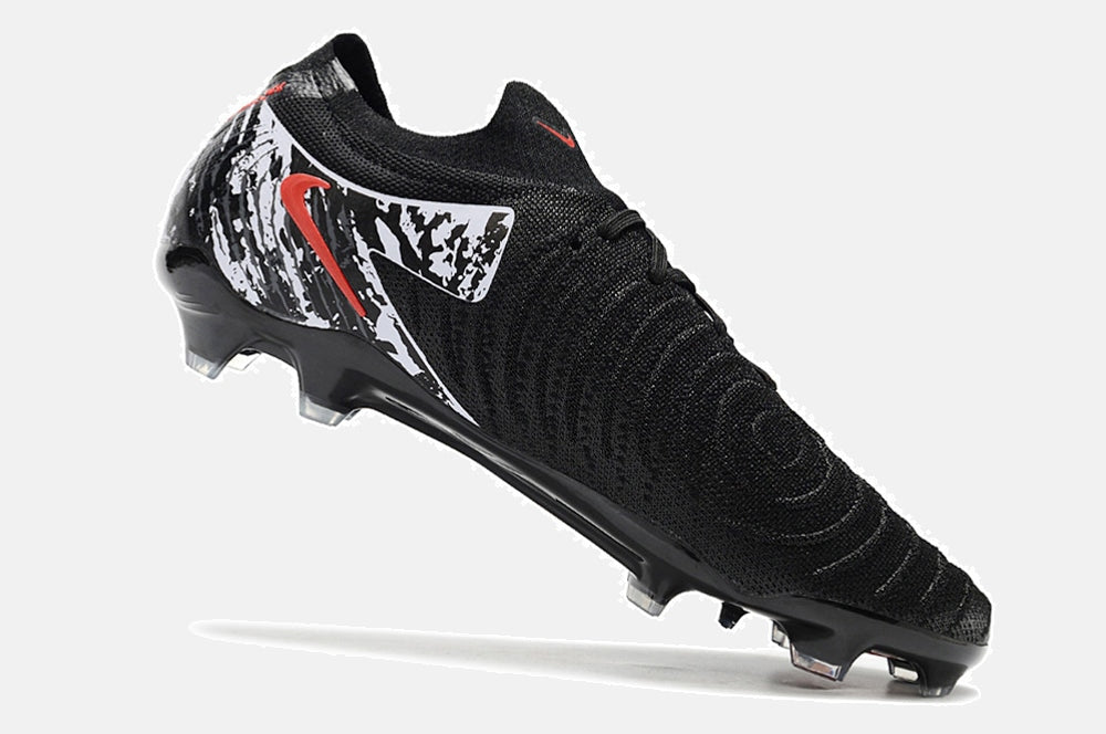Chuteira Nike Phantom GX II FG - Preta, Branca e Vermelha - imagem 6
