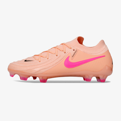 Chuteira Nike Phantom GX II FG - Rosa - vista frontal