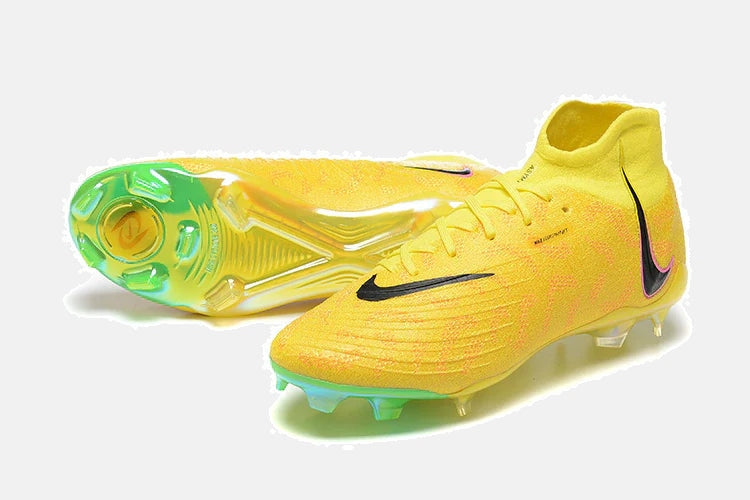 Chuteira Nike Phantom Luna Elite FG - vista traseira