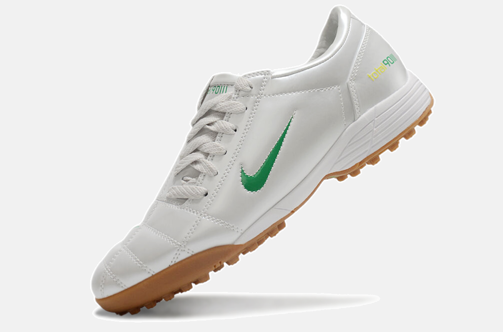 Chuteira Society Nike Total 90 TF - vista traseira
