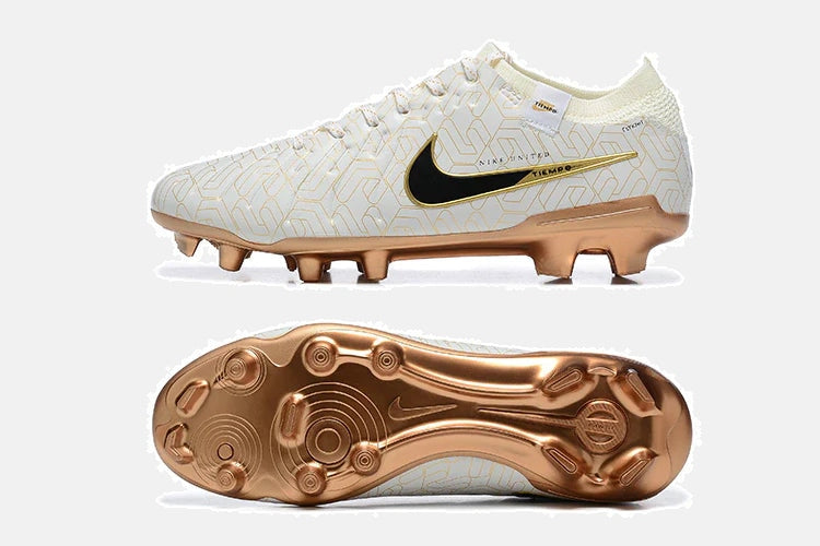 Chuteira Nike Tiempo Legend 10 FG - Pack United - vista traseira