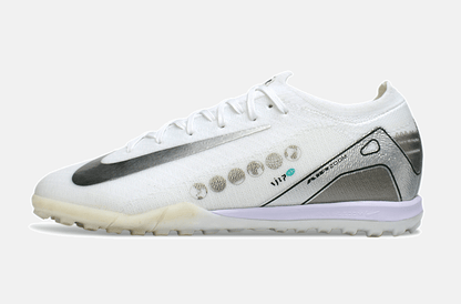 Chuteira Society Nike Air Zoom Mercurial Vapor 16 Vini JR Elite TF - Branca e Cinza - Tevo Sports SPORT*