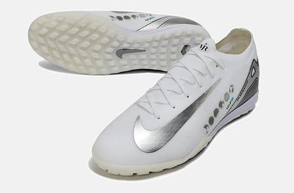 Chuteira Society Nike Air Zoom Mercurial Vapor 16 Vini JR Elite TF - Branca e Cinza - Tevo Sports SPORT*