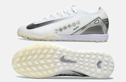 Chuteira Society Nike Air Zoom Mercurial Vapor 16 Vini JR Elite TF - Branca e Cinza - Tevo Sports SPORT*