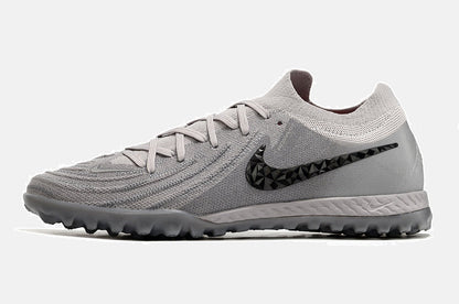 Chuteira Society Nike Phantom GX II TF - detalhe