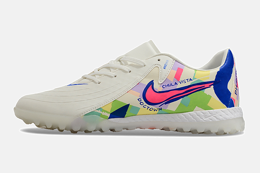 Chuteira Society Nike Phantom GX II TF - vista traseira