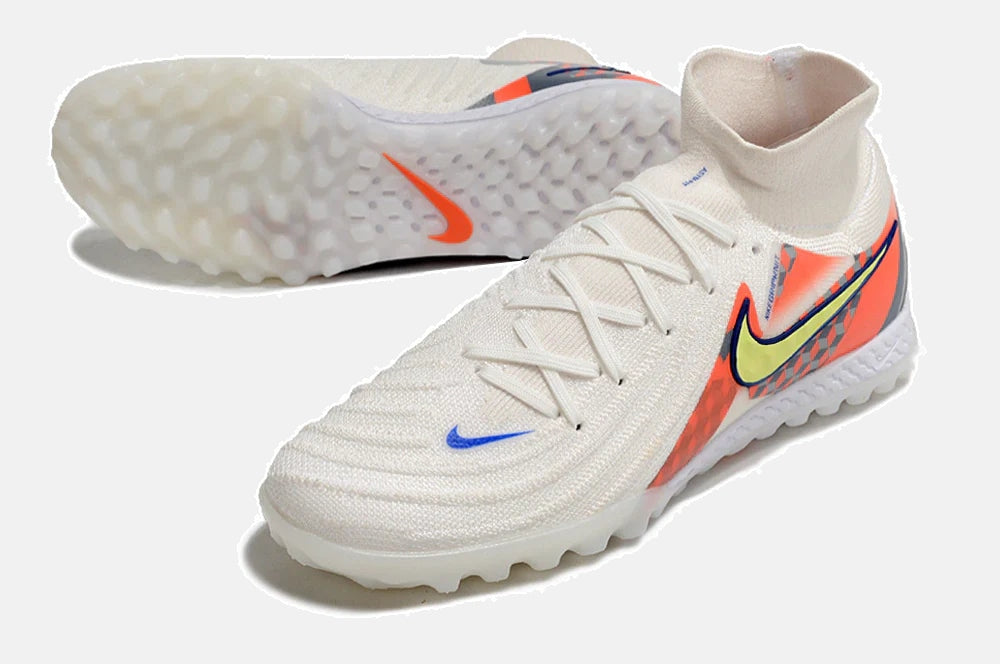Chuteira Society Nike Phantom GX Luna TF - vista traseira