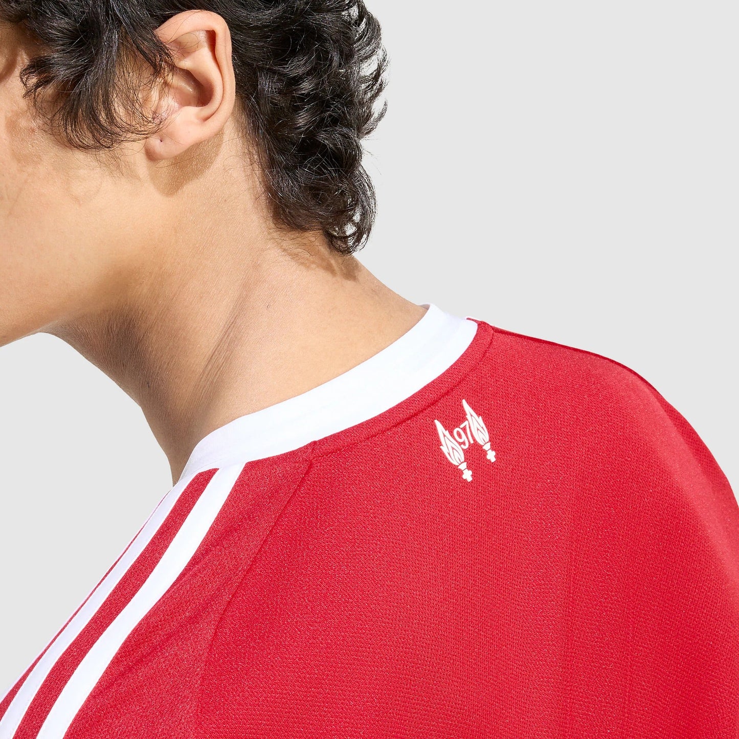 Camisa adidas Liverpool 2025/26 I Manga Longa — imagem 5