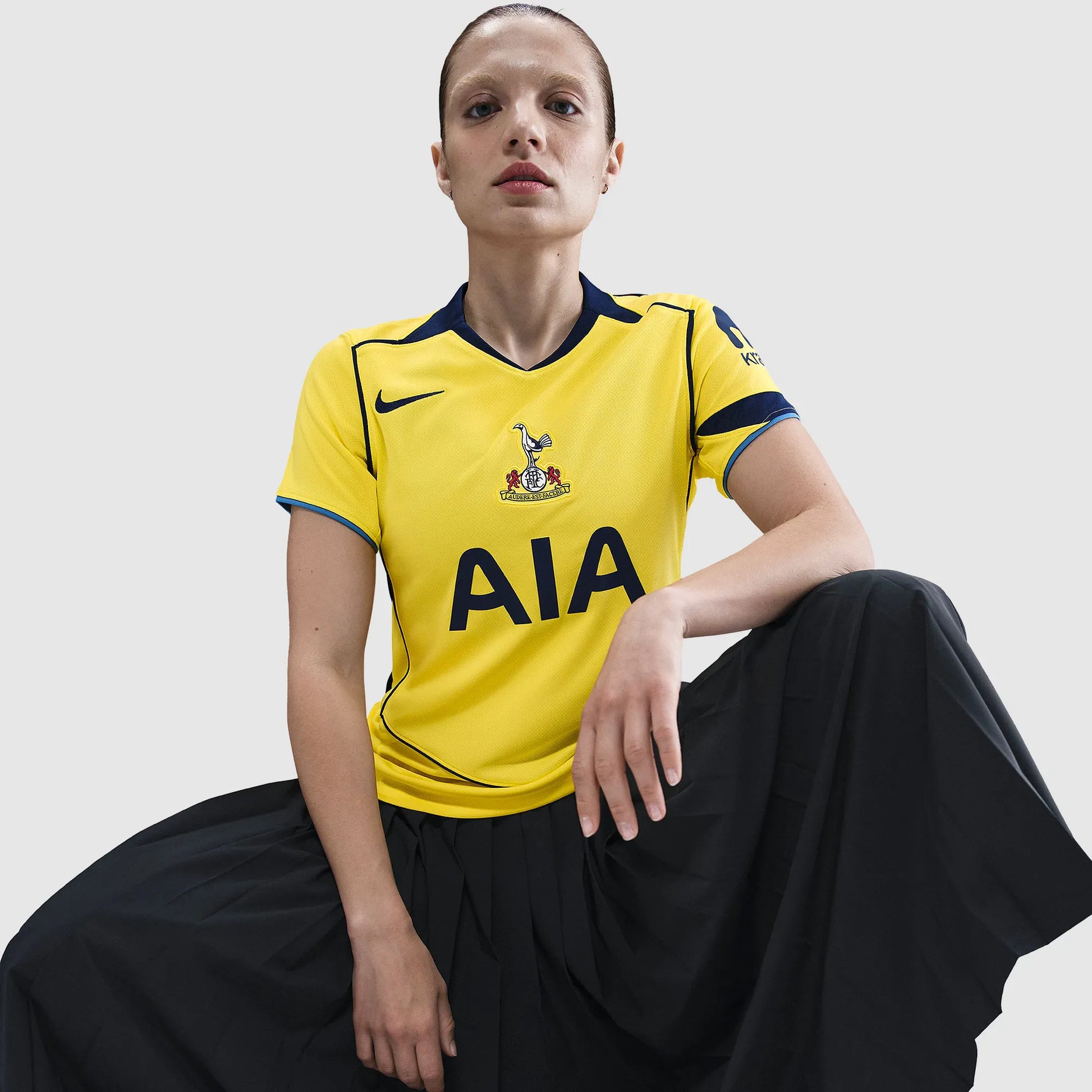 Camisa Feminina Nike Tottenham 2025/26 III — imagem 5