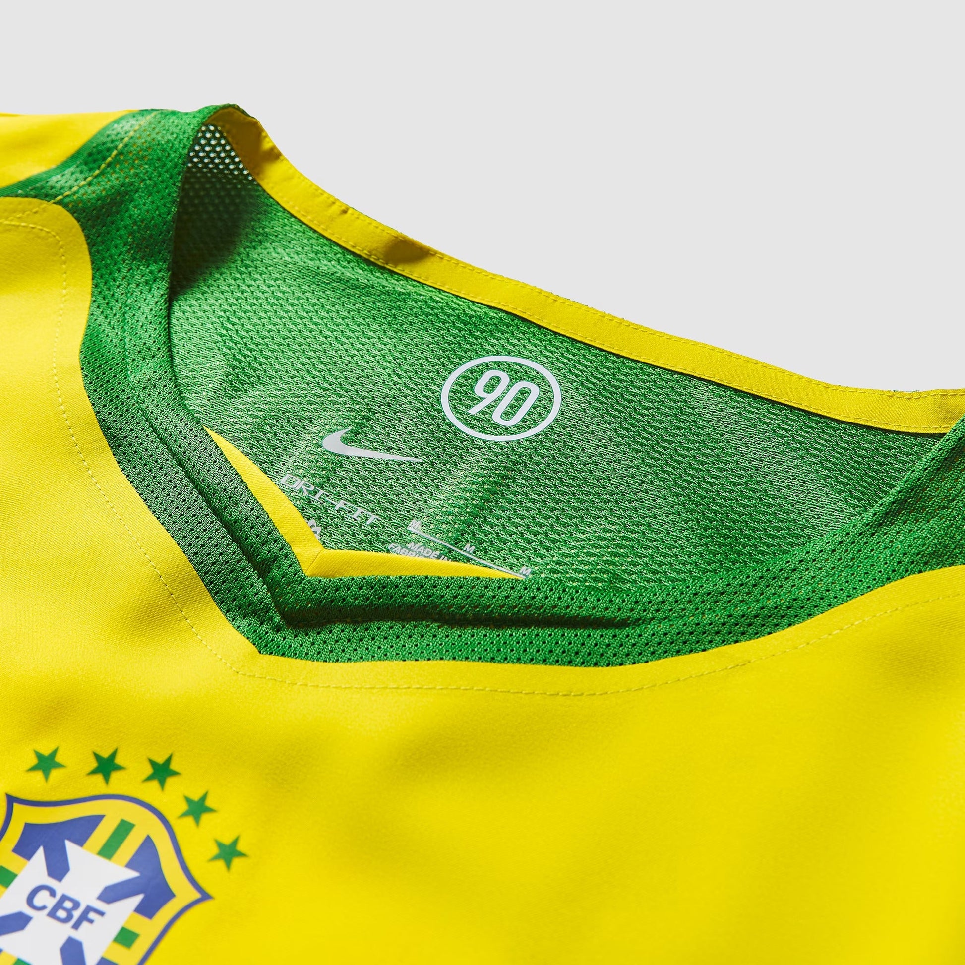 Camisa Nike Brasil Reedição Total 90 Ronaldinho Masculina — imagem 3