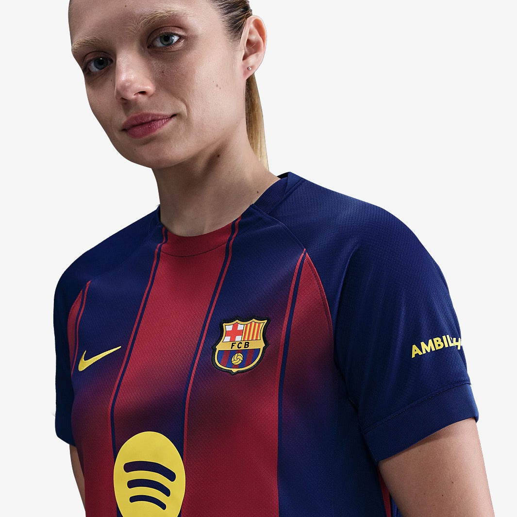 Camisa Feminina Nike Barcelona 2025/26 Torcedor — imagem 2