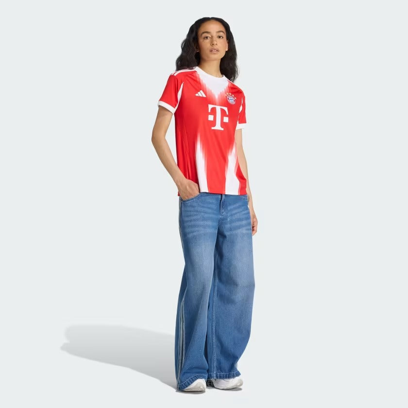 Camisa Feminina adidas Bayern de Munique 2025/26 I — imagem 5