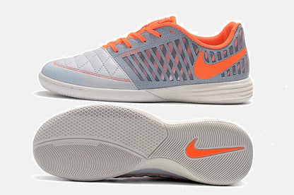 Tênis Futsal Nike Lunar Gato IC - vista traseira