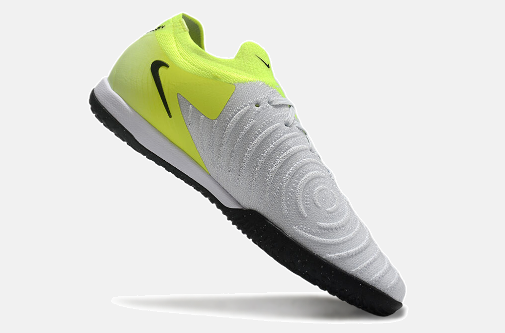 Tênis Futsal Nike Phantom GX II IC - Branca e Verde - imagem 6